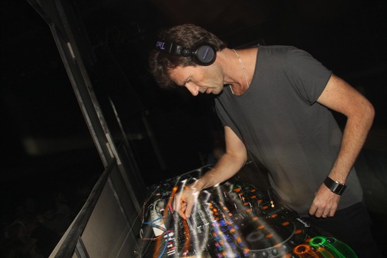 JK58 Inca Rhythm w Hernan Cattaneo